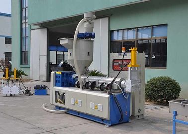 เครื่องเม็ดพลาสติกรีไซเคิล 1100-1350 Kg / H เครื่องผลิตเม็ดพลาสติกแบบเสถียร